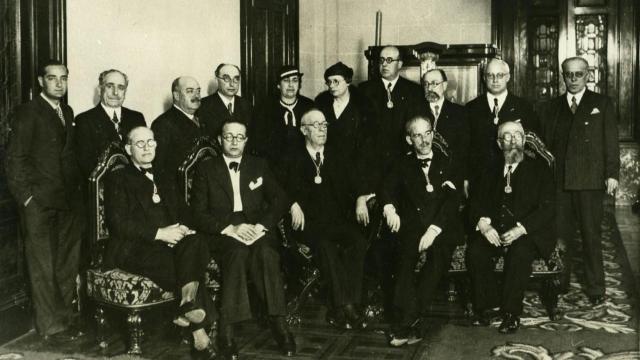 Foto de grupo en el ingreso de Castelao en la Real Academia Galega.