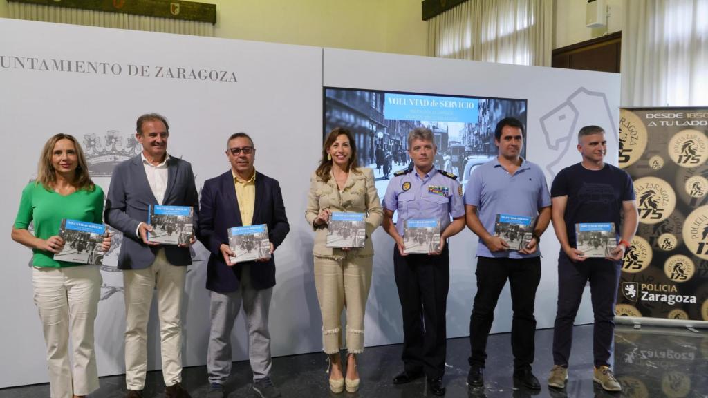 Presentación del libro 'Voluntad de servicio de la Policía Local Zaragoza
