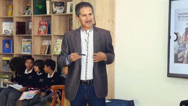 Édgar Allan García gana el Cervantes Chico 2025.