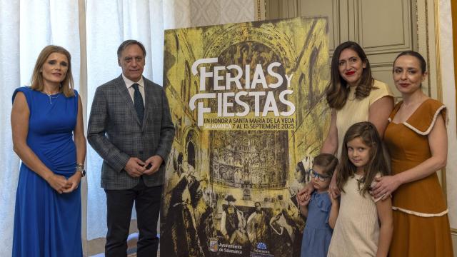 El alcalde de Salamanca, Carlos García Carbayo, presenta el programa de las Ferias y Fiestas 2025.