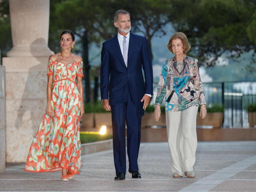 Letizia, Felipe VI y Sofía en Marivent en 2022.