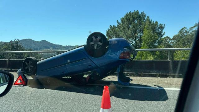 Varias personas heridas en un accidente en cadena en la autovía Vigo-Baiona