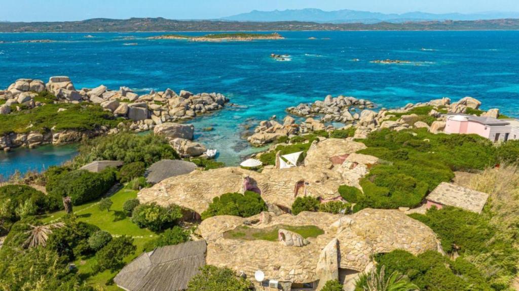 Imagen aérea de la villa de Cavallo, la impresionante casa de la familia Saboya en la isla de Córcega.