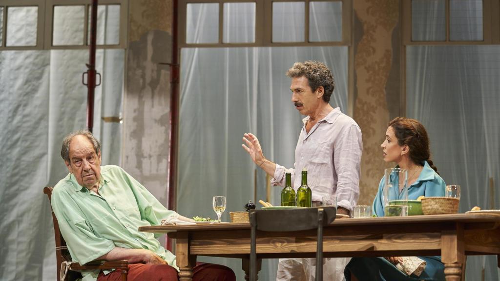 Josep María Pou representando a Gegant.