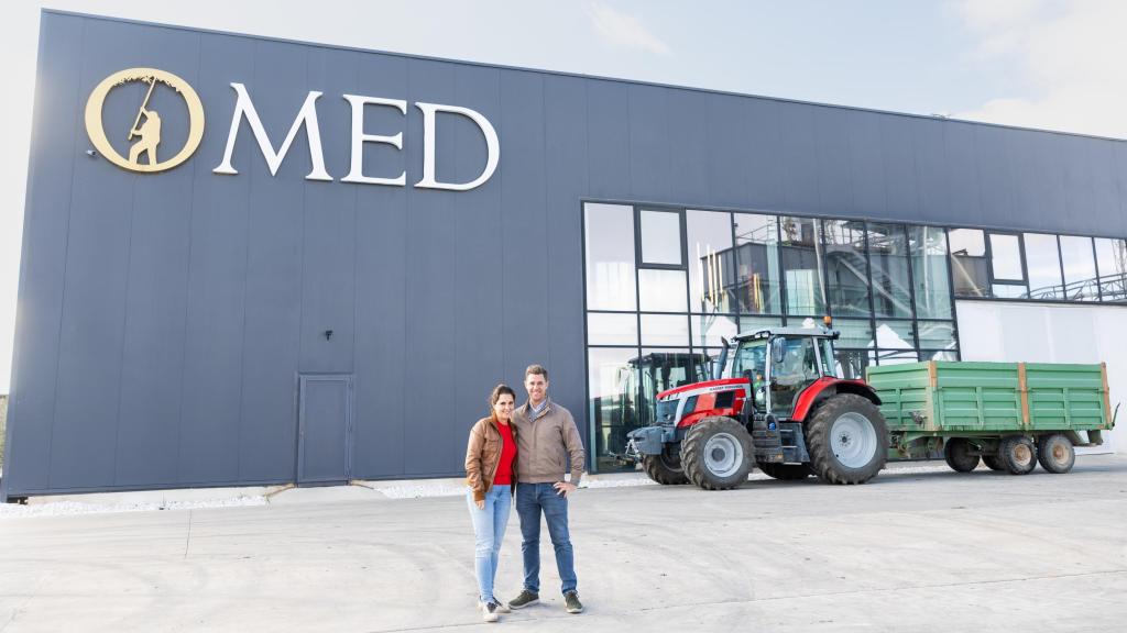Paula y Juande García, segunda generación de O-Med Oil.