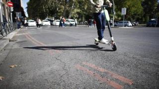 Patinetes eléctricos por Sevilla.
