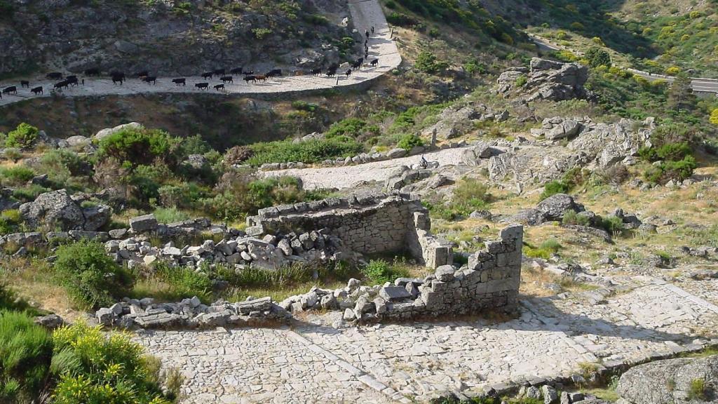 Calzada romana de Puerto el Pico (Ávila)