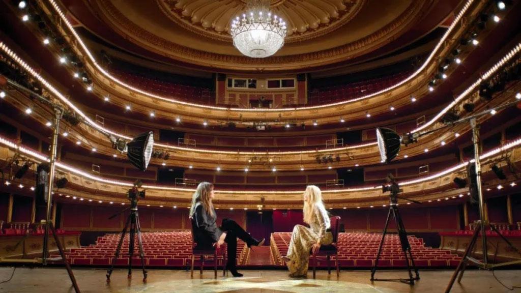 Isabel Jiménez y Marta Sánchez en 'Mis raíces'.