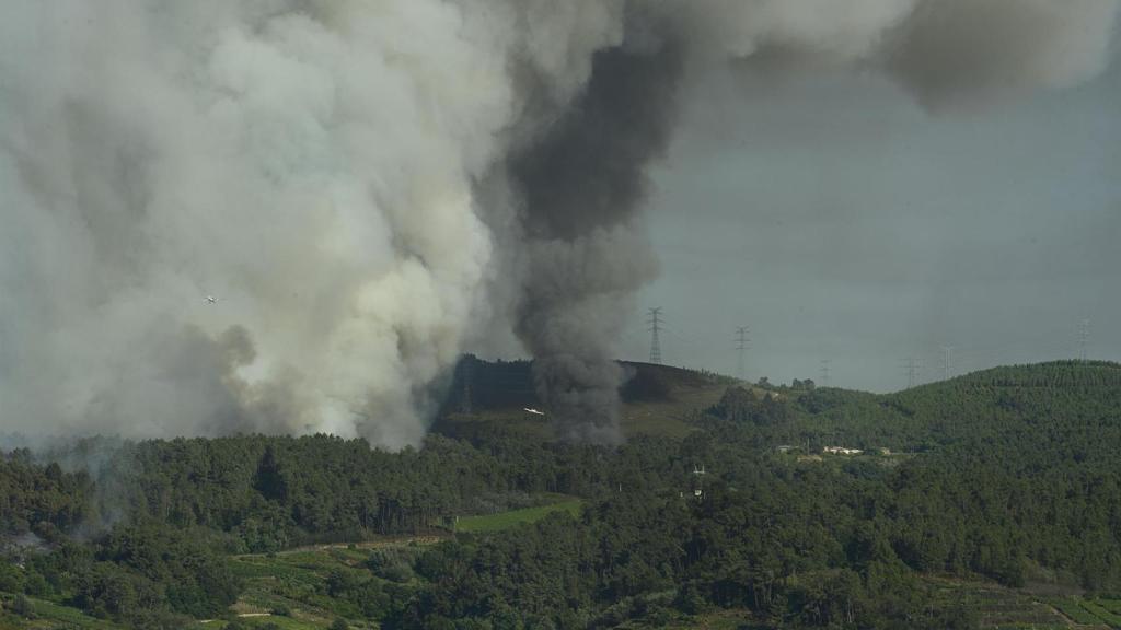 Imagen de archivo de un incendio en Galicia.