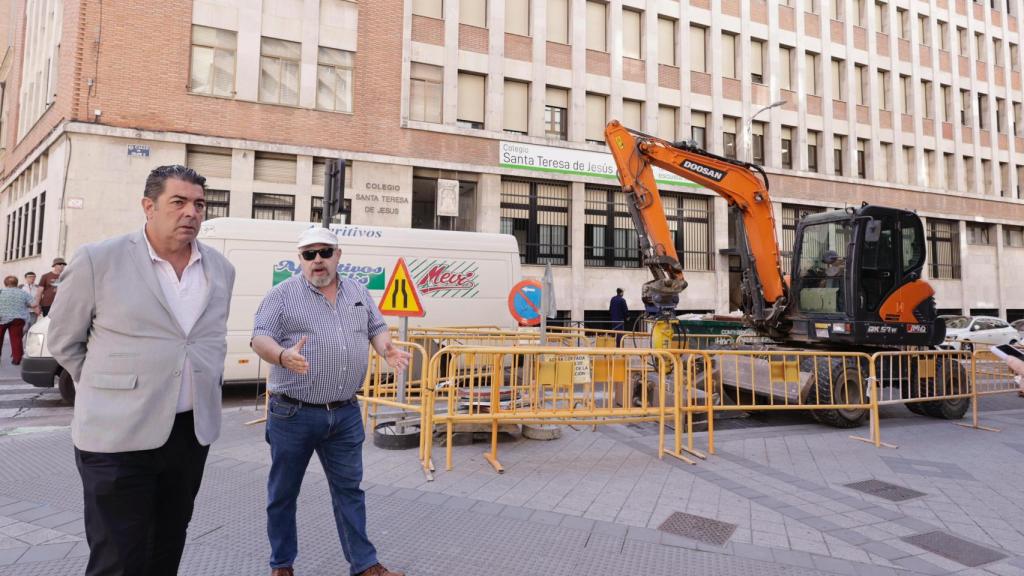 Alberto Gutiérrez Alberca, concejal de Tráfico y Movilidad, en las obras