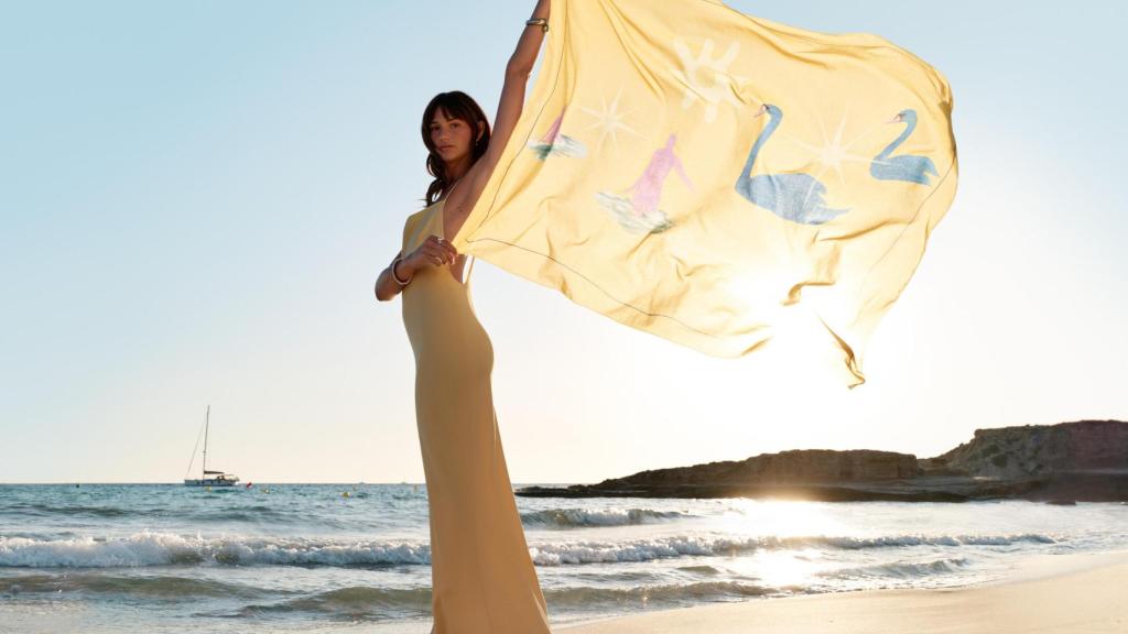 Colección de H&M junto a Mia Regan.