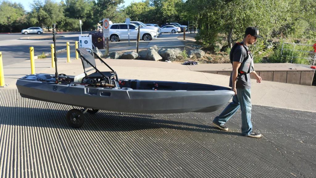 Kayak diseñado para el motor.