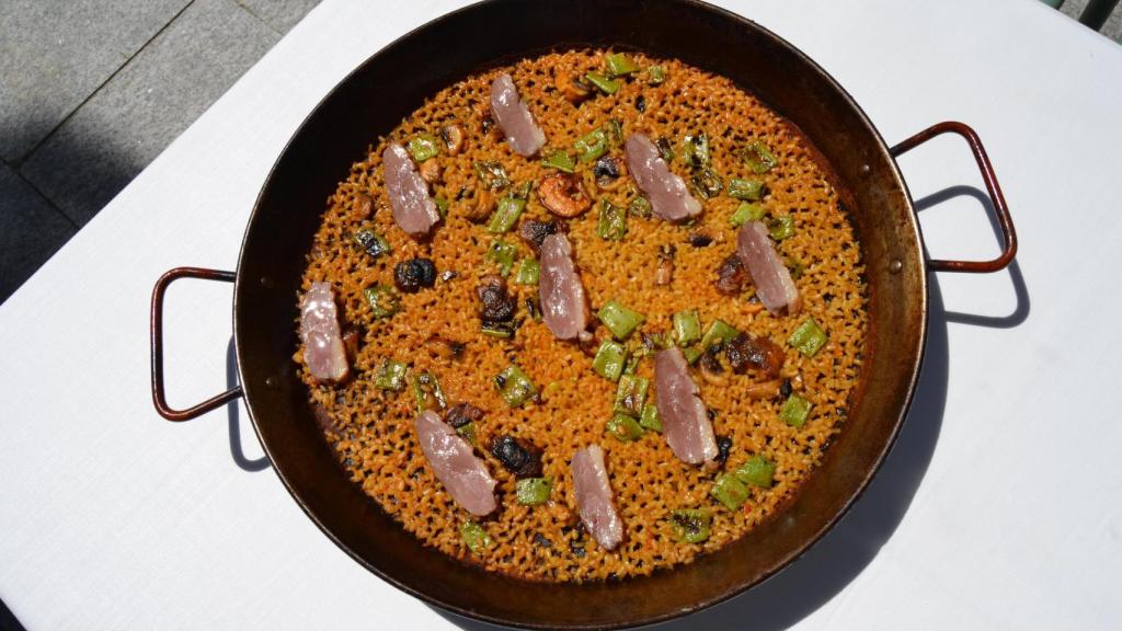 Arroz con pato y setas.