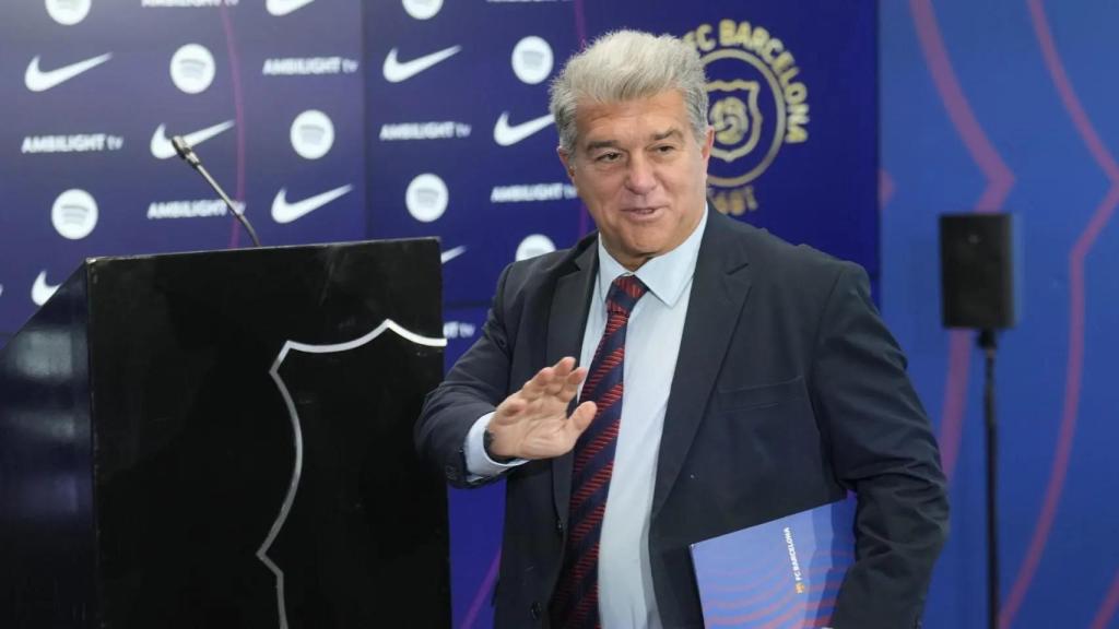 Joan Laporta, presidente del Barça, antes de una rueda de prensa en la Ciutat Esportiva