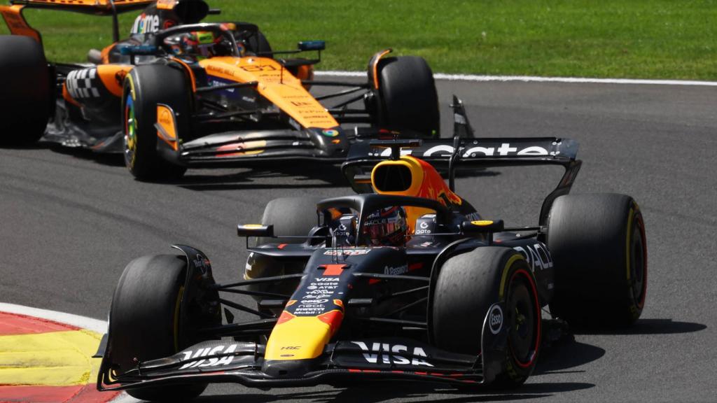 Verstappen, por delante de Piastri en Spa