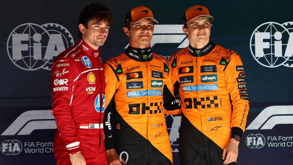 Leclerc (i), Norris (c) y Piastri (d), los tres mejores tiempos en la clasificación del GP de Bélgica.