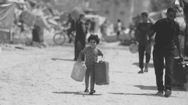 Palestinos en Gaza City, este sábado.