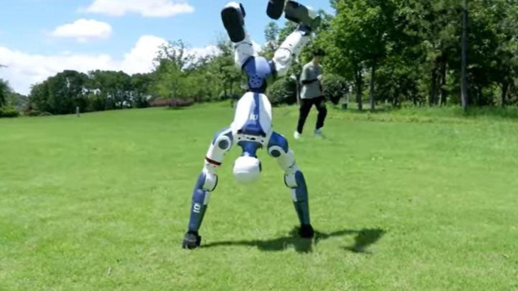 El robot humanoide chino con 26 articulaciones y por menos de 6.000 dólares.