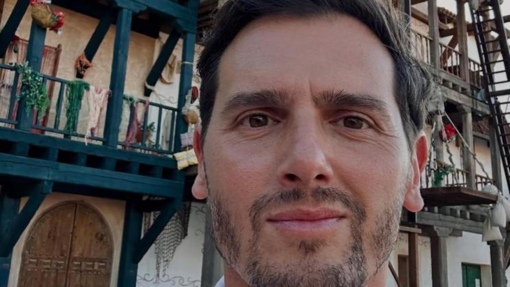 Un selfi de Albert Rivera en Puy du Fou, compartido por el expolítico en Instagram.