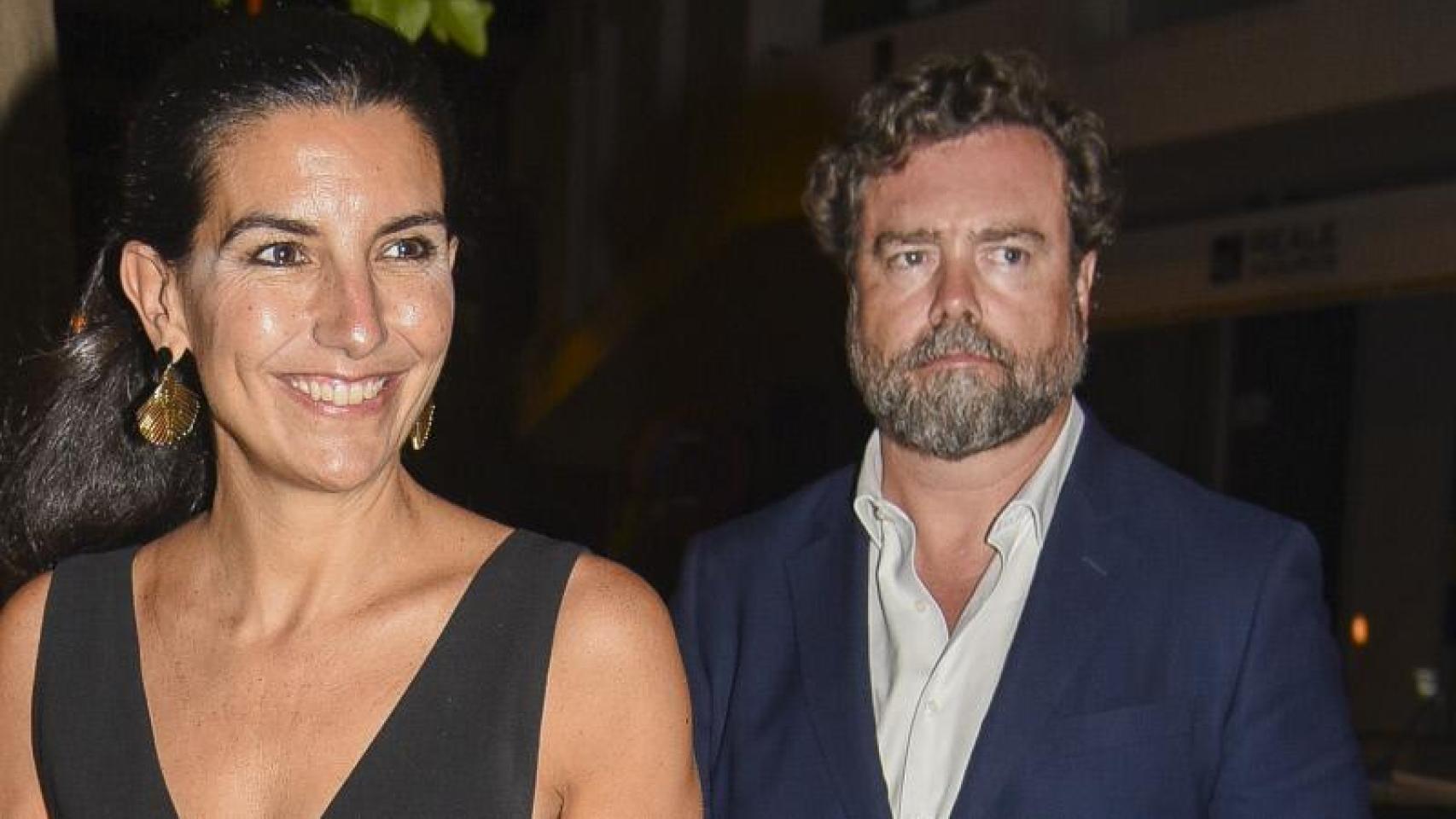 Rocío Monasterio e Iván Espinosa de los Monteros.