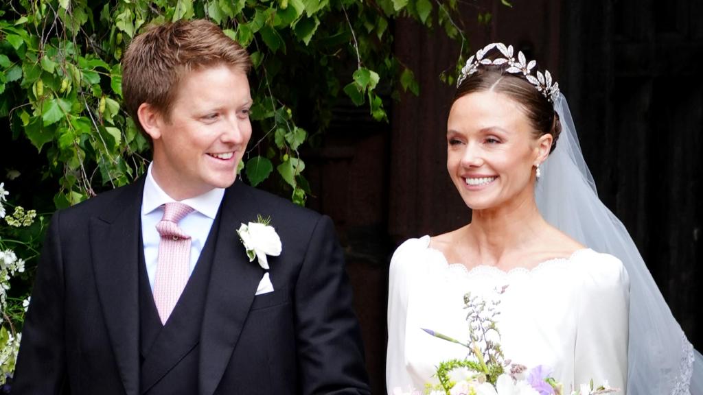 El duque de Westminster y su mujer, Olivia Henson, esperan su primer hijo.