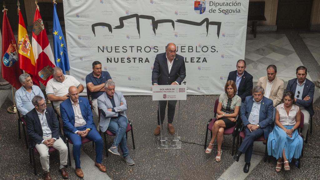 Rueda de prensa de balance de mitad de mandato ofrecida por Miguel Ángel de Vicente.