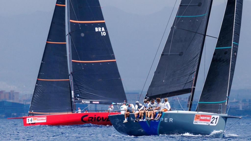 La flota de ORC durante un entrenamiento.