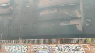 Incendio en un aparcamiento de Zaragoza