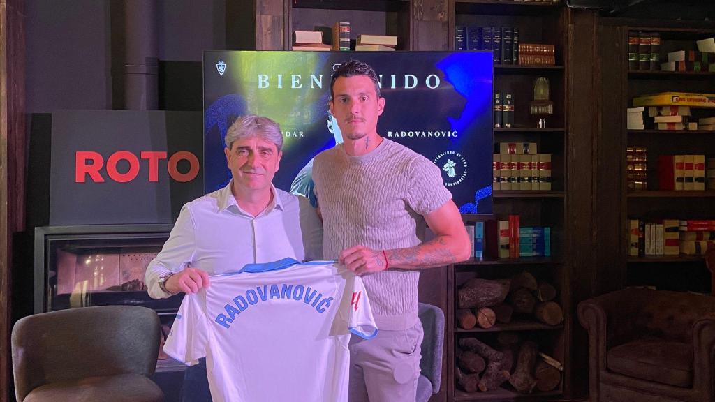 Txema Indias en la presentación de Radovanovic.