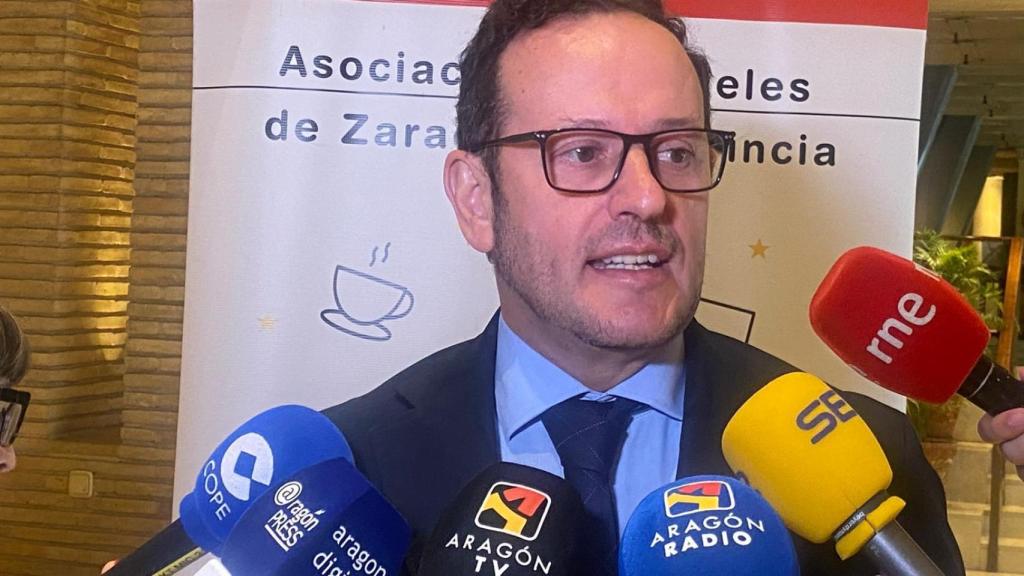 El presidente de Horeca Hoteles Zaragoza y Provincia, Antonio Presencio, este martes durante la rueda de prensa.