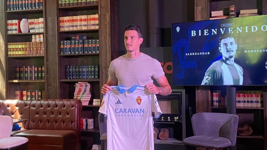 Radovanovic, presentado como nuevo jugador del Real Zaragoza.