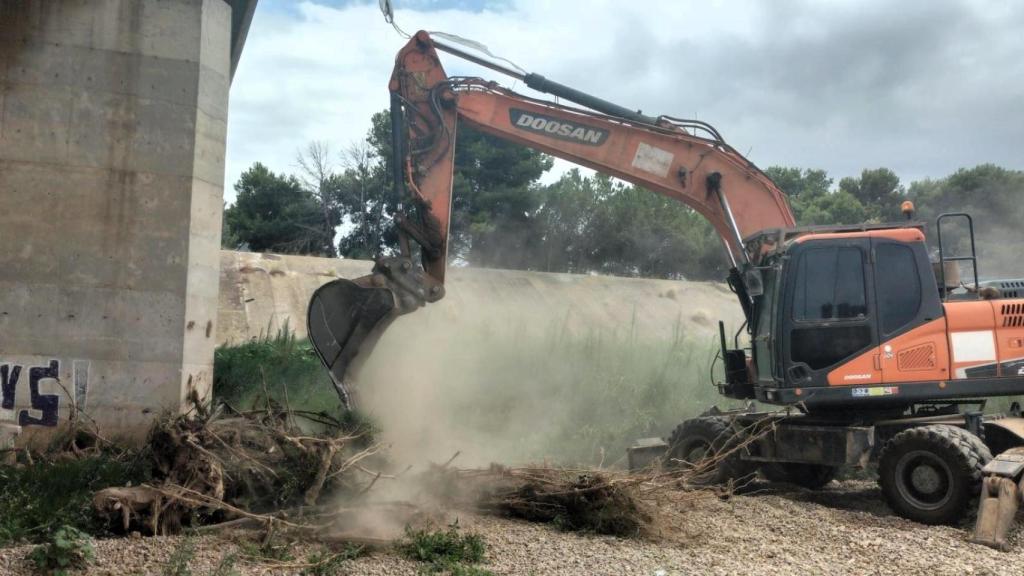 Trabajos de la CHJ en el nuevo cauce del Turia. CHJ