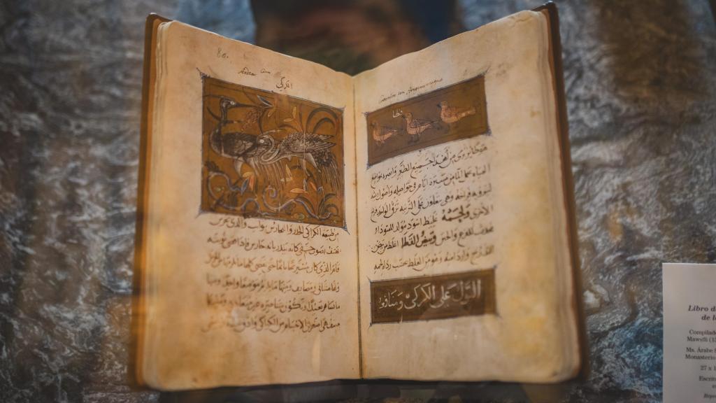 Códices árabes que forman parte de la particular colección de 2.000 manuscritos recopilados en El Escorial.