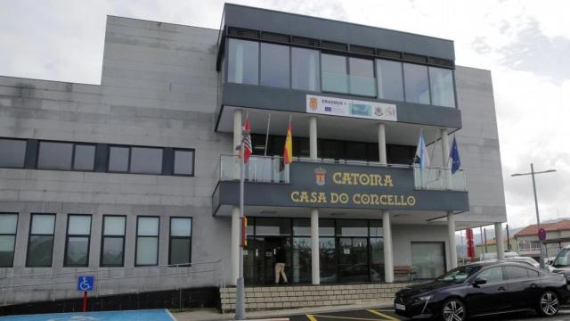 Condenan al exalcalde de Catoira (Pontevedra) a devolver más de 20.000 euros por cobros irregulares