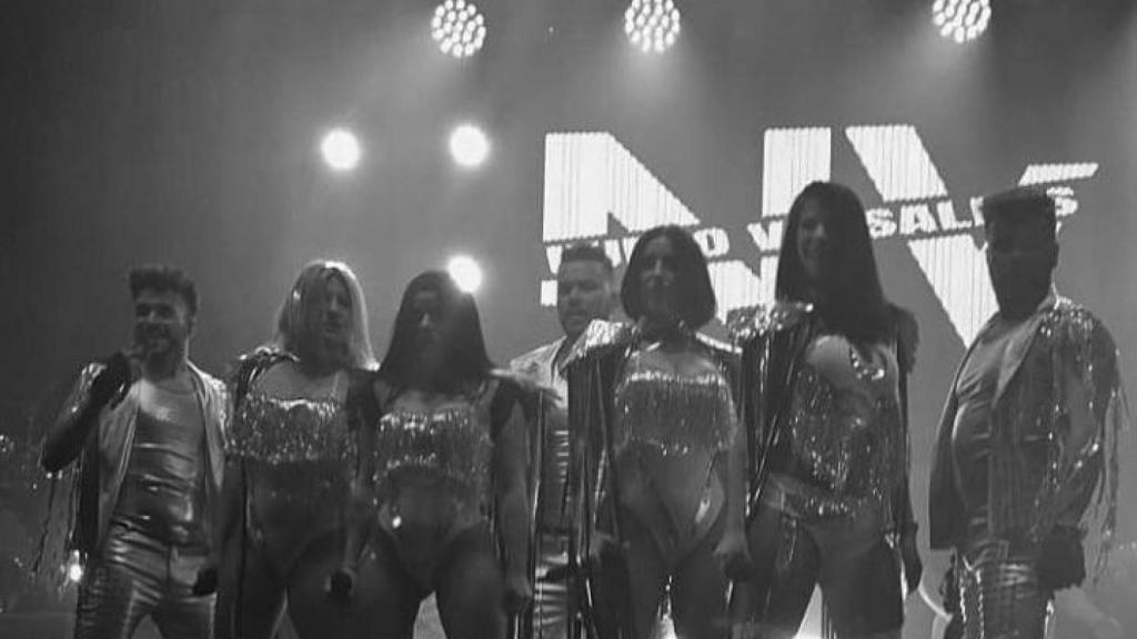 Alex Monago y la orquesta 'Nuevo Versalles'.