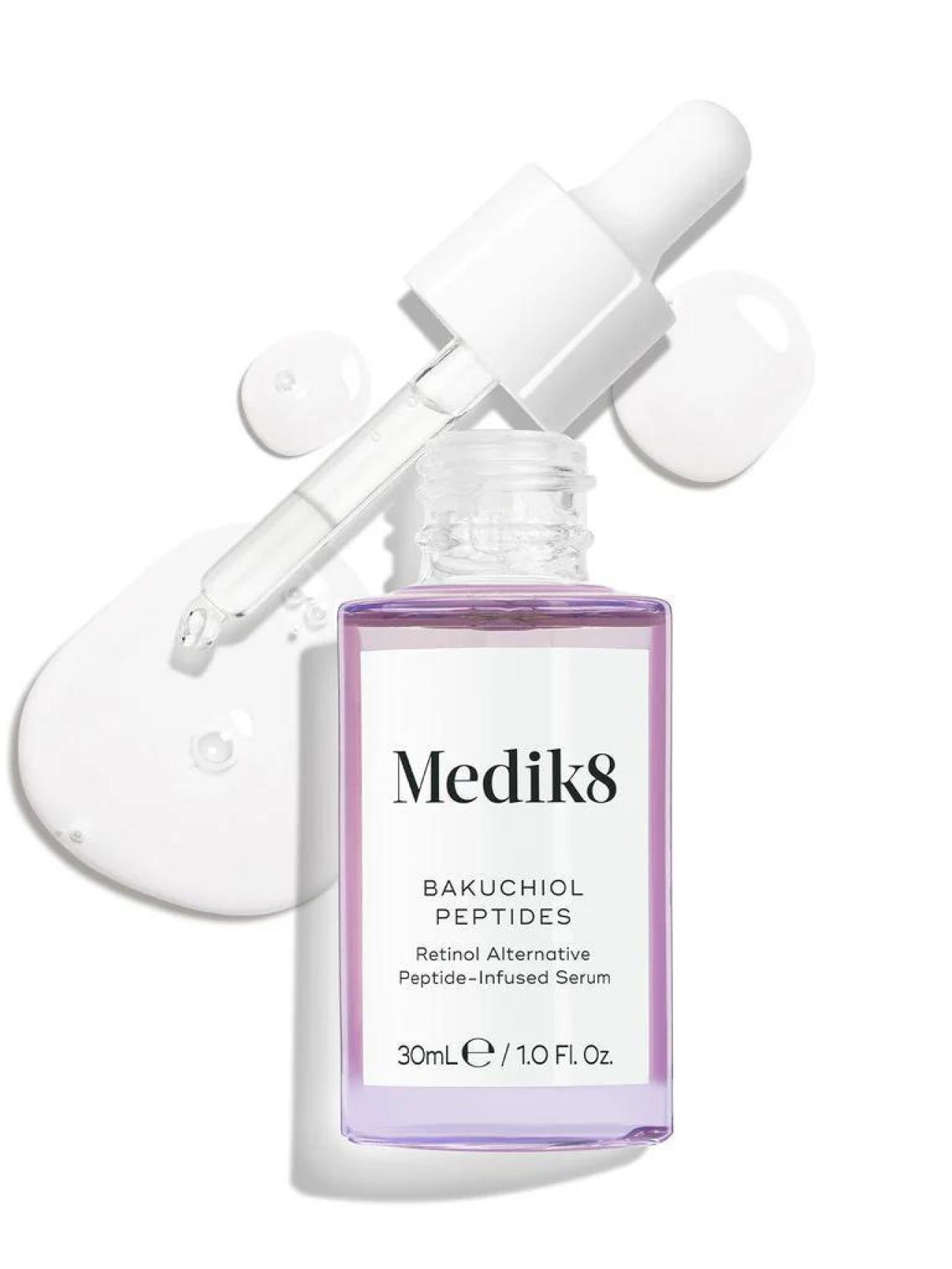 Suero con péptidos alternativos al retinol Bakuchiol Peptides de Medik8 (73 euros).