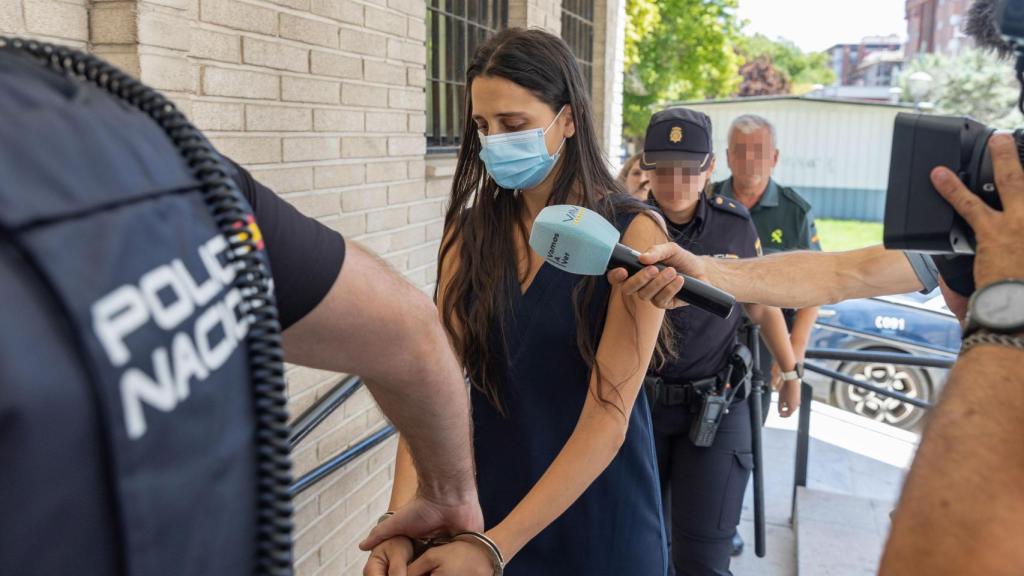 La doctora Rosario, el lunes 21 de julio, en su puesta a disposición de los juzgados de Molina de Segura por el parricidio de su padre, Felipe.