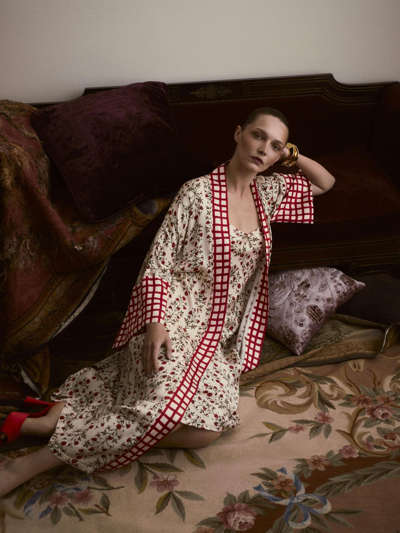 La colección se despliega en diferentes 'drops' cromáticos.