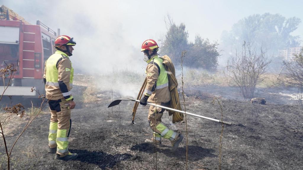 Bomberos en una imagen de archivo