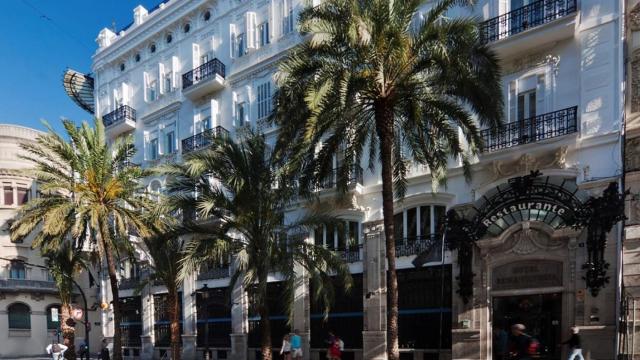 One Shot Reina Victoria: cuna literaria de Ernest Hemingway en Valencia