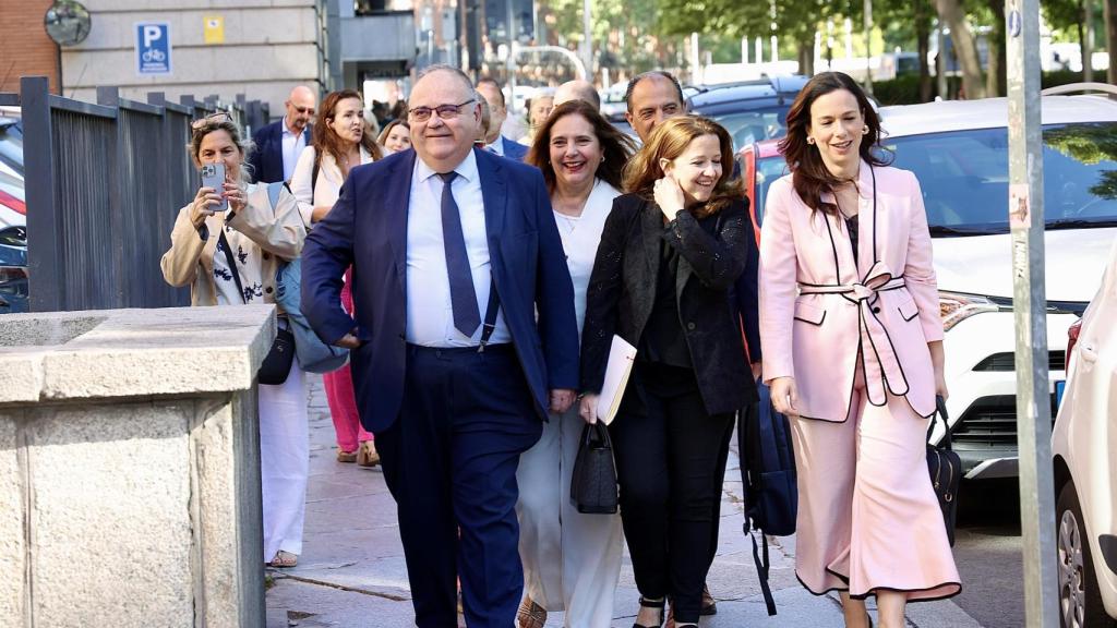 El consejero de Sanidad, Alejandro Vázquez, a su llegada al Consejo Interterritorial de Salud, este miércoles