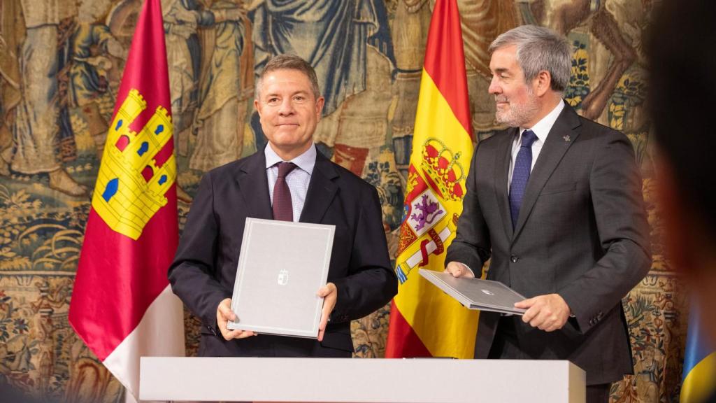 Page y Clavijo, presidentes de Castilla-La Mancha y Canarias, han firmado un acuerdo de colaboración tecnológica.