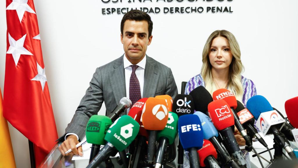 Juango Ospina y su compañera abogada, Beatriz Uriarte, en una imagen de archivo.