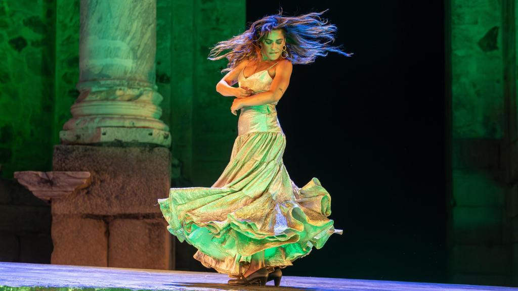María León en un momento de 'Electra', en el Teatro Romano de Mérida. Foto: EFE/Jero Morales