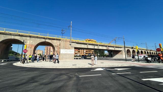 La nueva rotonda en avenida de Cataluña, en Zaragoza.