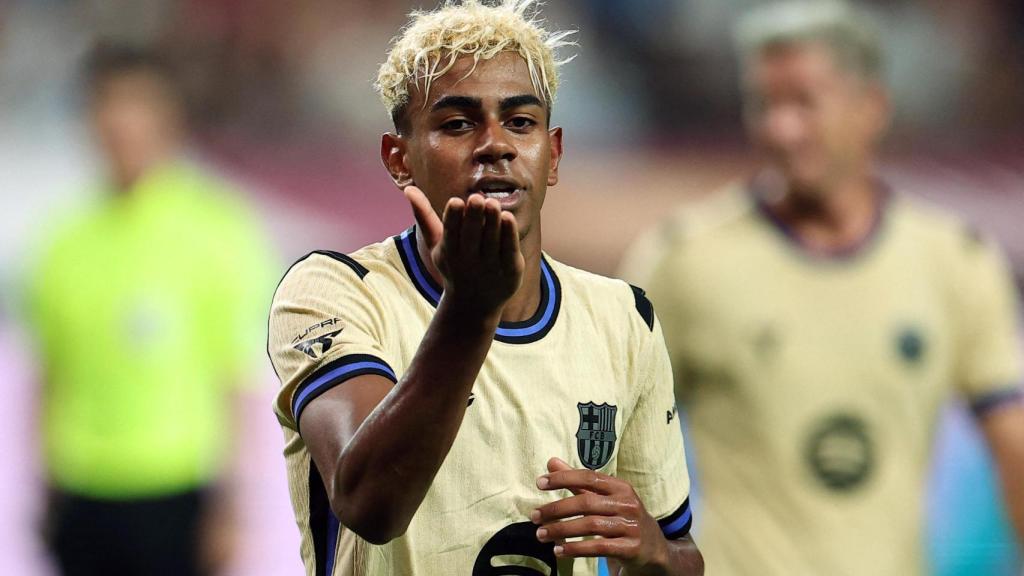 Lamine Yamal celebra un gol contra el Seoul.