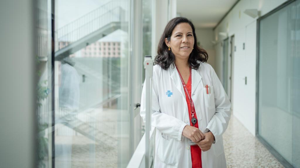 La doctora Mariana Muñoz, responsable de la Unidad de Asma Grave del Servicio de Neumología del Hospital Universitario de Bellvitge