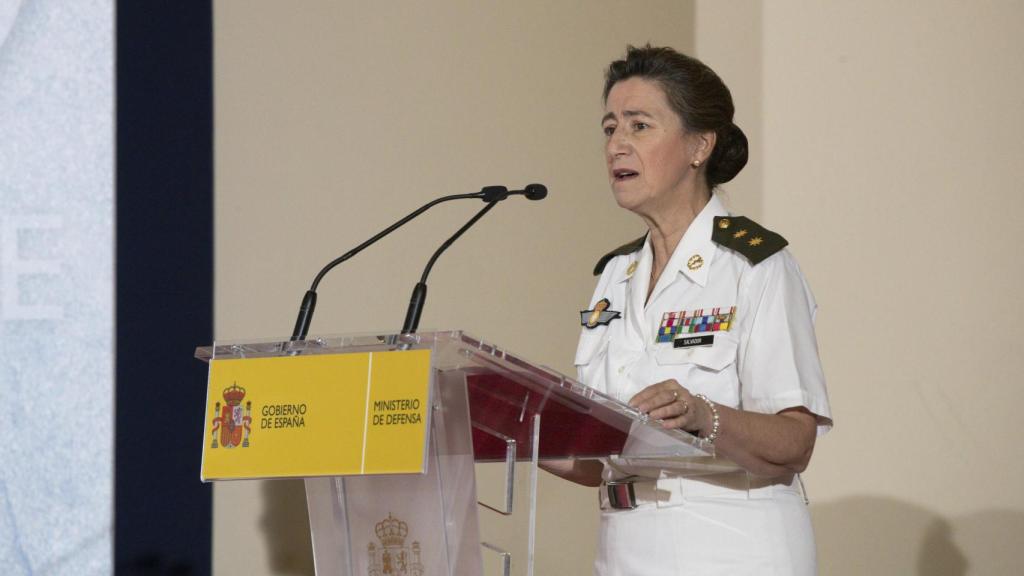 La teniente coronel Pilar Salvador, jefa de la Unidad Médica de Aeroevacuación (UMAER).