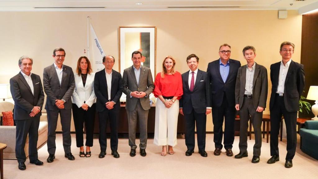 Los dirigentes de la Junta de Andalucía con los responsables empresariales de Japón.