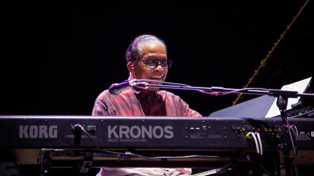 Herbie Hancock durante su concierto de este jueves en las Noches del Botánico de Madrid. Foto: Martín Page